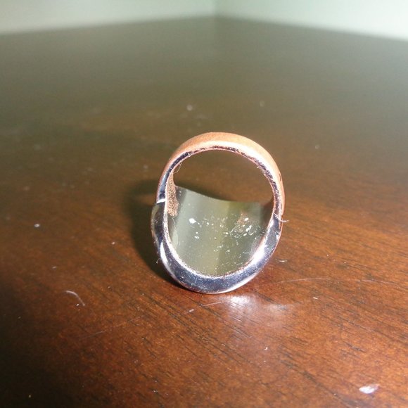 Black oval ring- costume jewelry - Picture 6 of 10